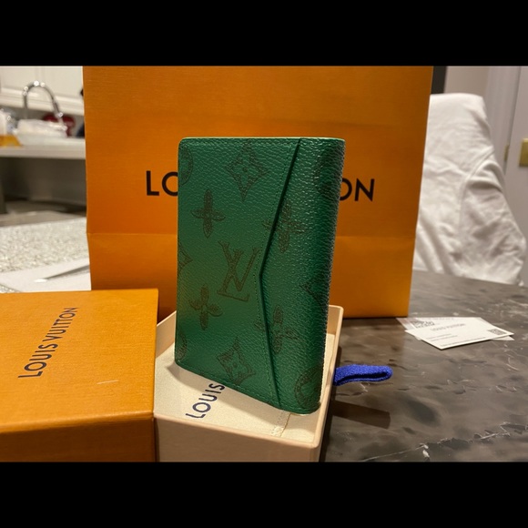 Louis Vuitton pocket organizer (Everyday LV capsule collection) - Picture 6 of 9